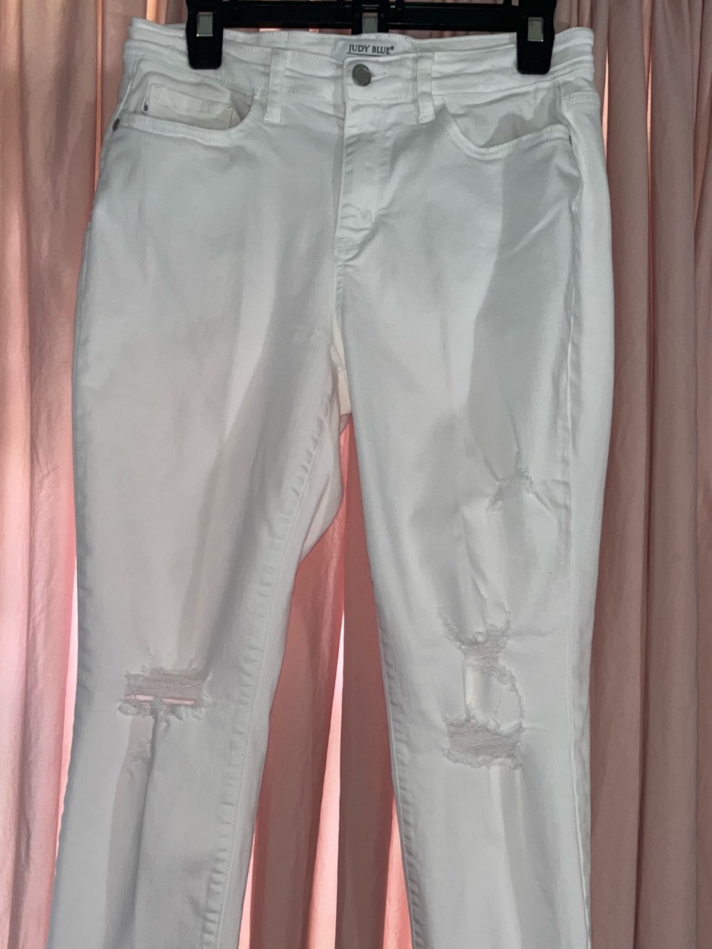 Judy Blue Women's White Distressed Jeans